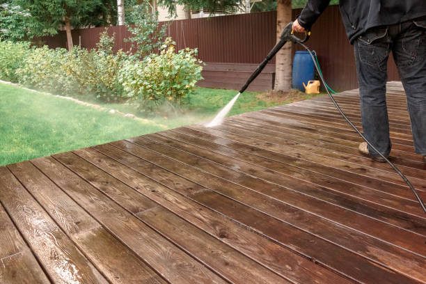 Best Pool Deck Cleaning  in Seville, FL